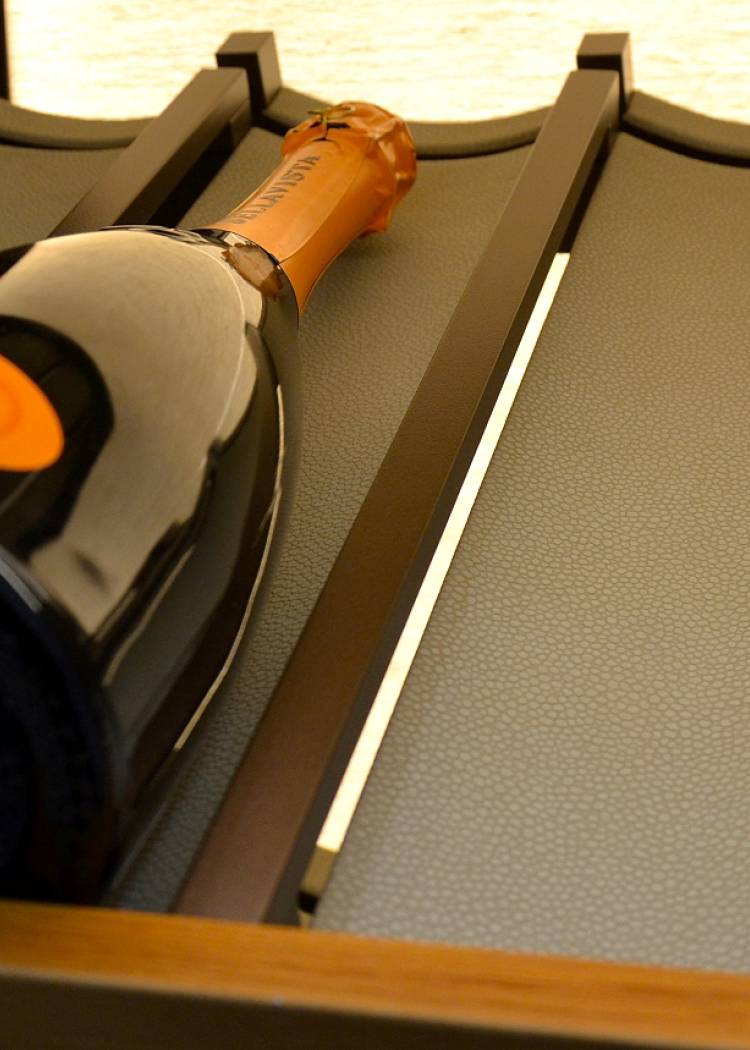 Exklusive Weinregale
